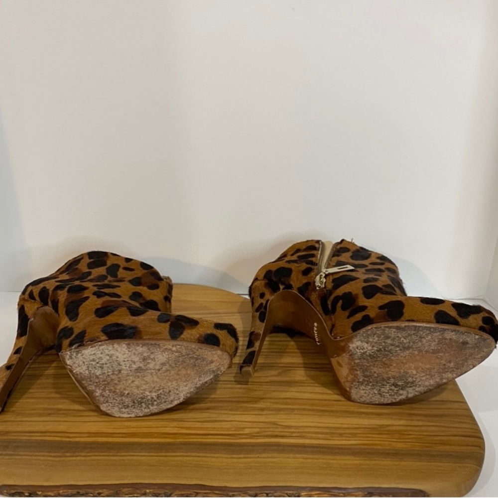! Schulz Sexy Leopard 🐆 5’ heel Boots-Size 8 - Picture 9 of 16